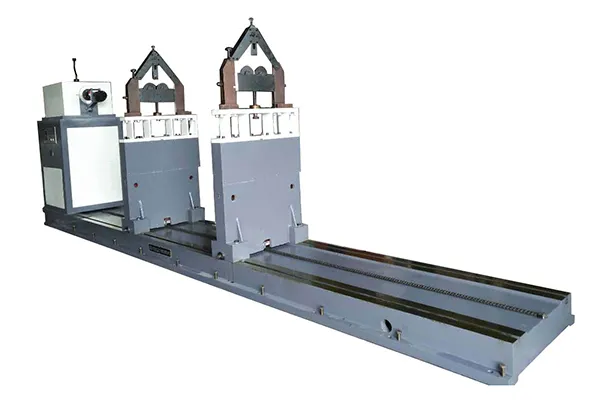 ماكينة موازنة المروحة الدفاعة